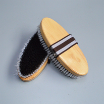 Horse brushing tools horse cleaning brushes stable supplies wooden handle brushes long hair human and horse harness