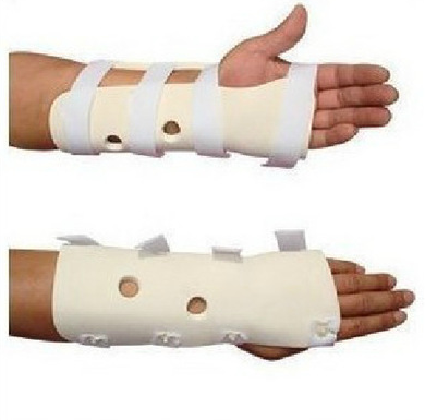 Wrist straps Wrist straps Wrist braces Wrist braces Wrist braces Arm fractures Radial casts