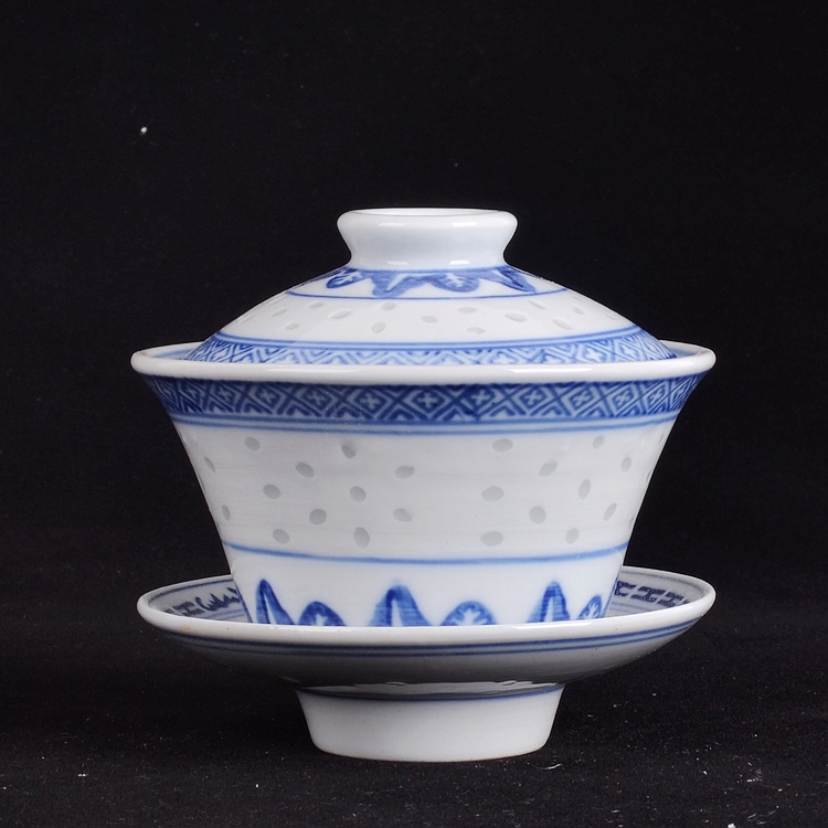 Old porcelain In the 90s, jingdezhen blue and white exquisite large blue and white lid bowl cup underglaze color blue and white porcelain tea bowl