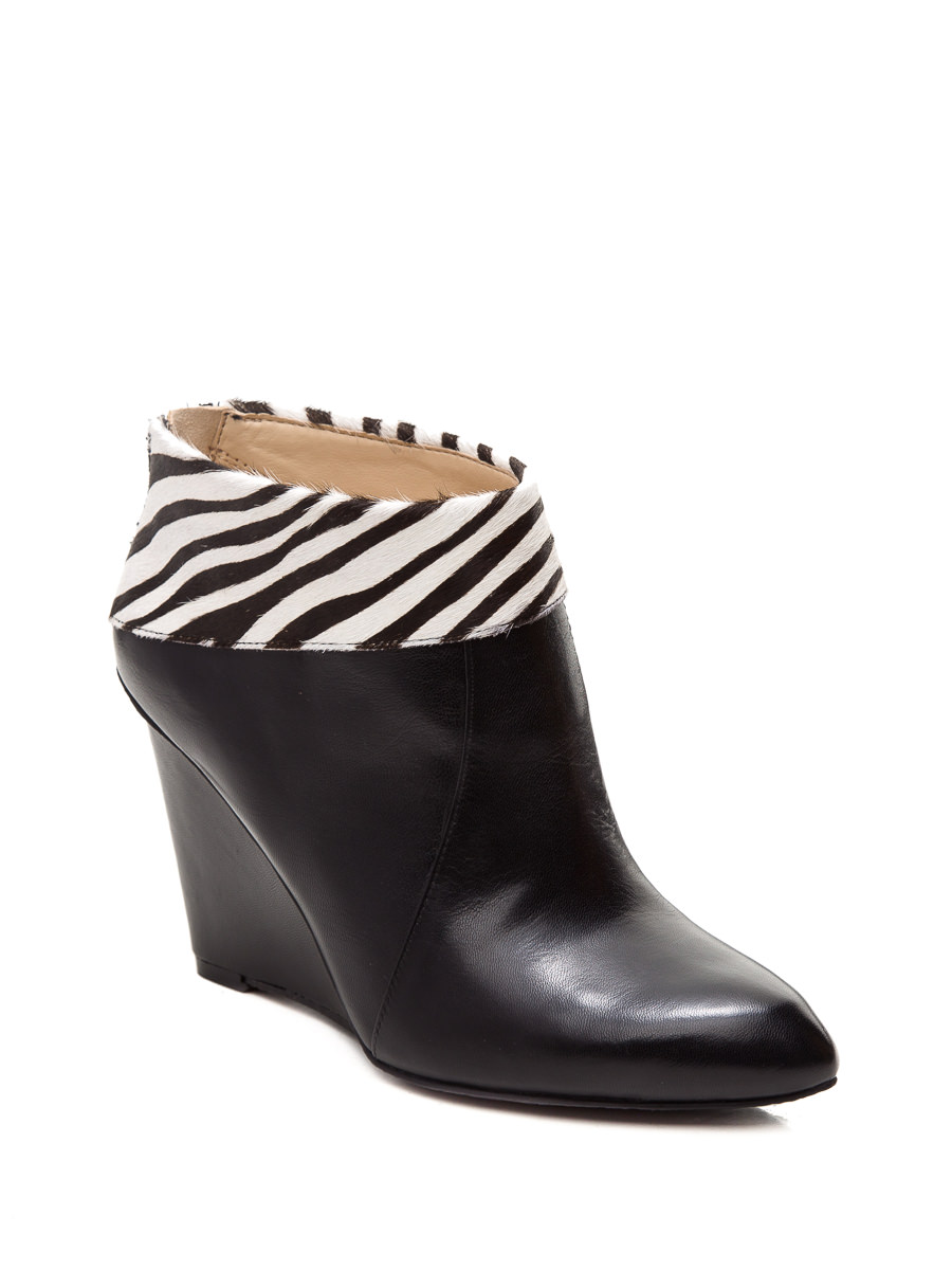 Nine West/玖熙 黑白拼色斑马纹拼接坡跟及踝靴