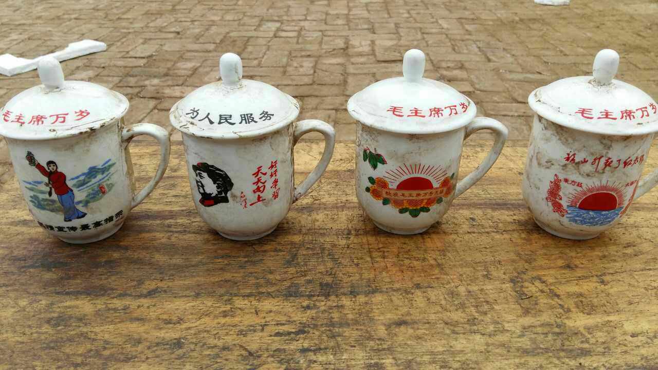 Hot sale special cultural revolution theme water cup wholesale stock old water cup cultural revolution nostalgic old objects film and television props ornaments
