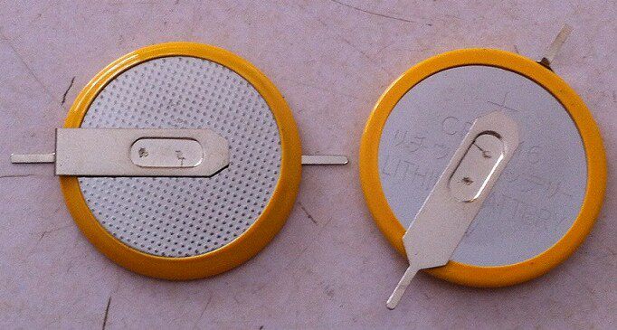 3V battery CR2016 with welding foot battery 2016 battery 180 degree welding foot button battery can be customized