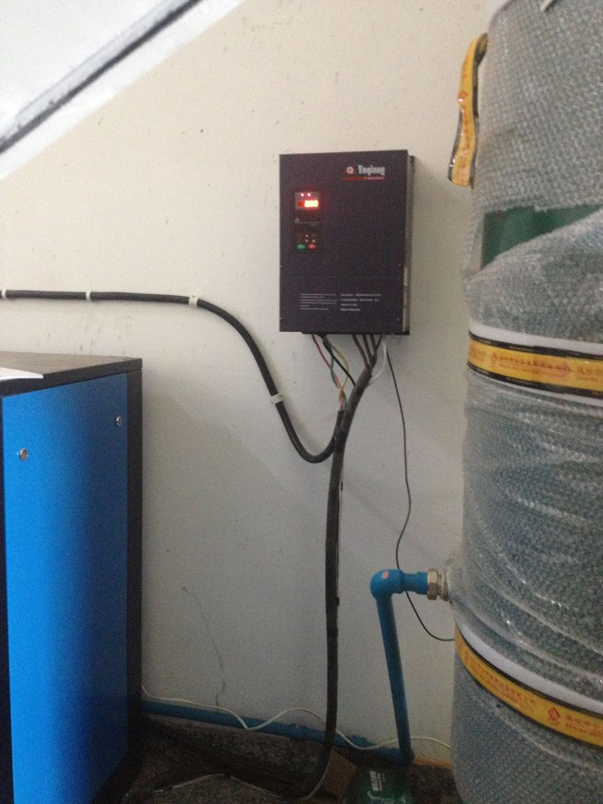 Yuqiang frequency converter 30KW screw air compressor energy-saving transformation frequency converter constant pressure