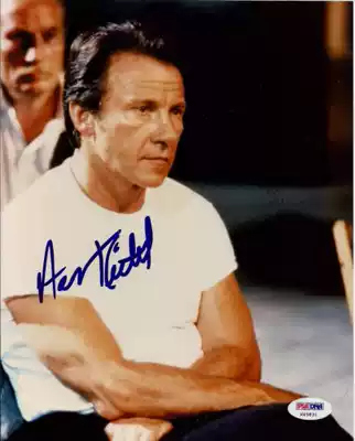 Harvey Keitel Harvey Keitel autographed photo with certificate