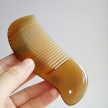 Excellent color Cute little golden fish natural handmade white water horn comb small sessile round massage