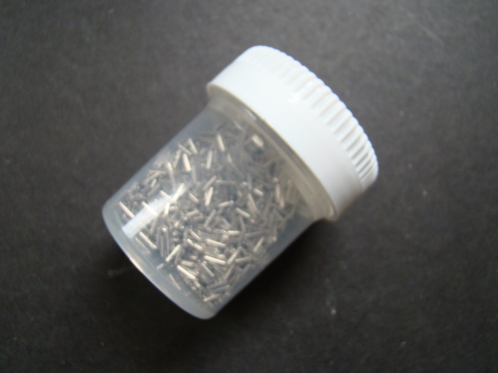 Magnetic bar can be equipped with Spanish blood coagulation instrument sample cup 2000 bottles