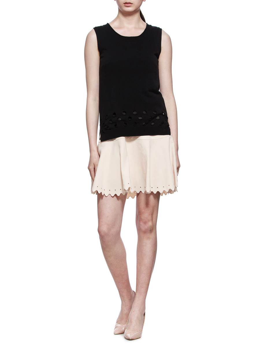 JESSICA 黑色圆领镂空波点图案上衣