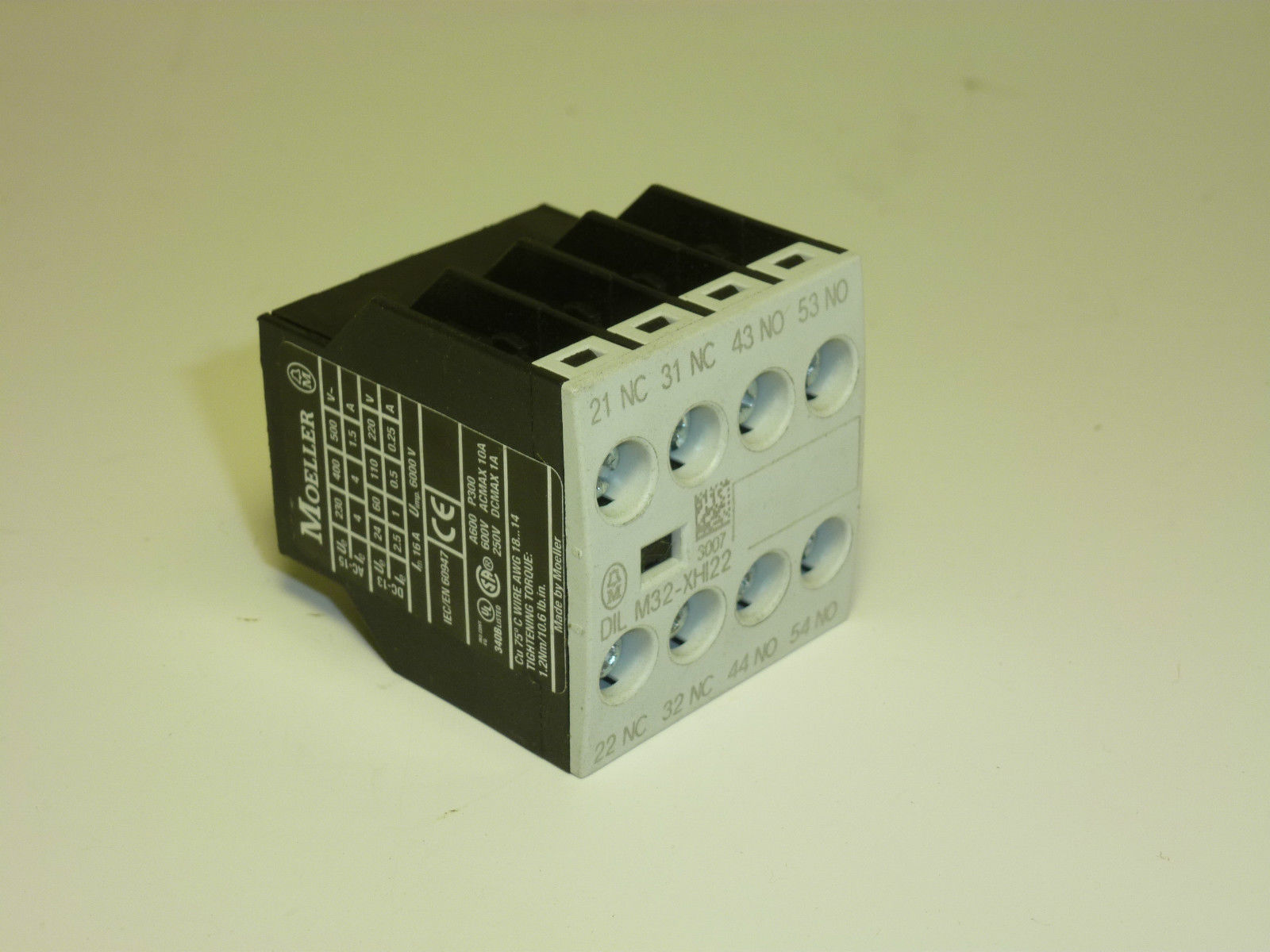 Original dress Eton Mueller contactor auxiliary contact point module auxiliary contact 2 open 2 closed DILM32C-XHI22