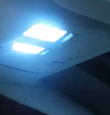 Mazda 2 3 Hatchback sedan Xingchengma 5 horse 6 Rui Yima 8 LED original reading light