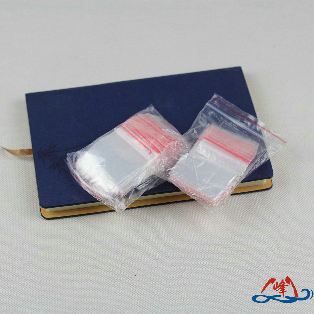 Yunfeng 6*9 8 silk food bag Classification bag Transparent self-sealed bag Wholesale thickness sealing plastic bag