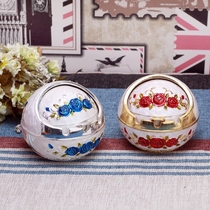 High-end ashtray with lid creative personality fashion alloy European ashtray living room office fashion art ornaments