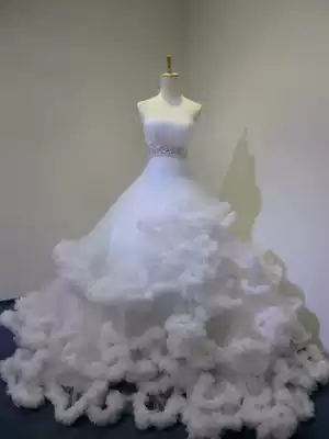 Slim backless 2021 spring new fashion super fairy cloud puffy skirt bridal main wedding dress long trailing tail