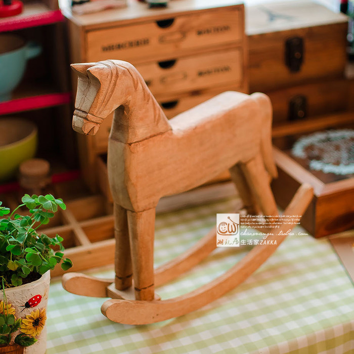 Nordic style log mass making wood carving small horse rocking horse retro made of old home Decorative Book Room Table Hem