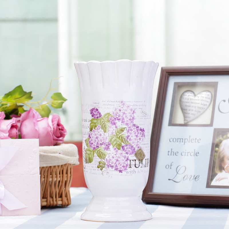 Merry jingdezhen ceramics furnishing articles sitting room adornment handicraft European modern Mediterranean white vase M6