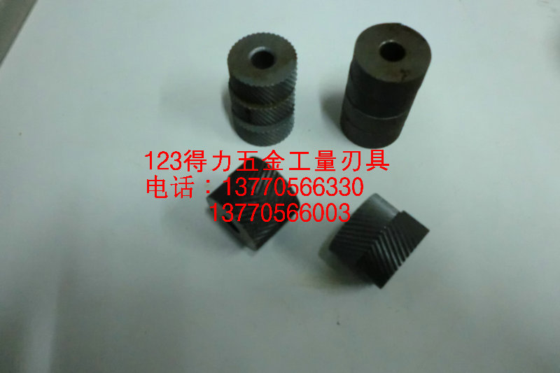 Double Wheels Knura Knife Wheel 0 5mm 8 5 6 0 0 1 2 1 0 5mm 1 2 1 1 1 6 Mesh Roll Flower Wheel (pair)