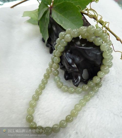 Hetian jade blue and white jade necklace sapphire necklace Hetian blue and white jade necklace jade chain short necklace