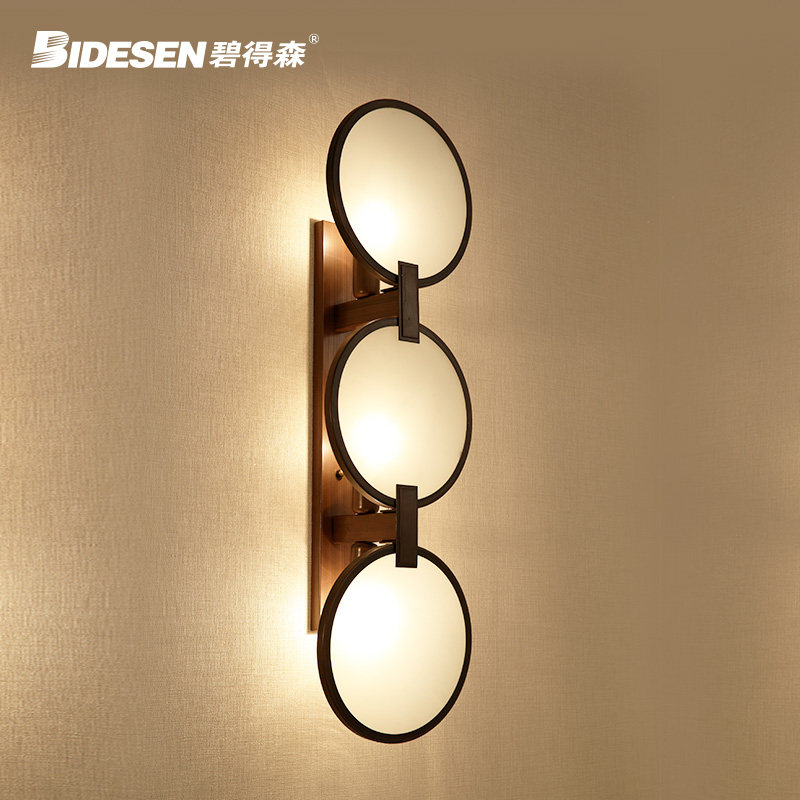 �̵�ɭ��ʽ��ǰ��