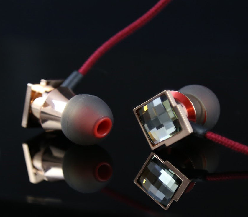 PerfectSound plays beauty sound s103s-Gary Crystal with Mimi headphone earplugs