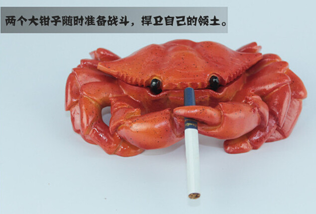 Animal ashtray creative resin red crab ashtray fashion personality living room interior decoration ashtray