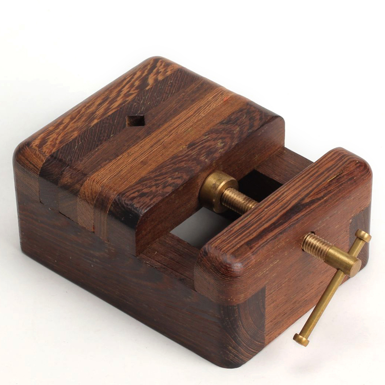 ľʯ��Լ����ŵ�ӡ��20131017018