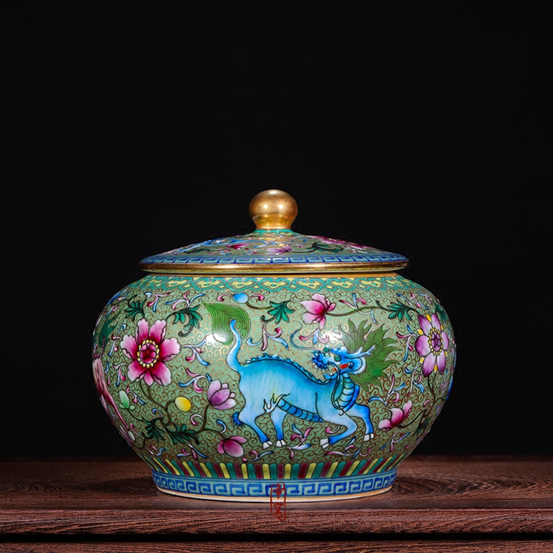 Jingdezhen ceramic antique hand - made vases furnishing articles pastel green kirin caddy fixings colored enamel tank storage tank