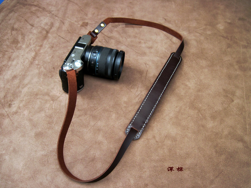 Full handmade top layer cowhide single layer retro camera with leather camera strap dark brown pressure-free letters