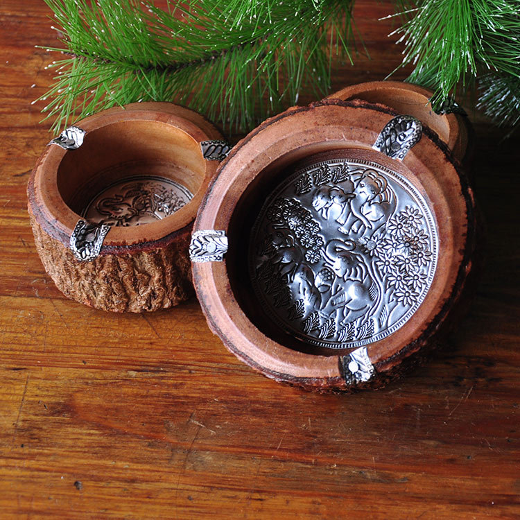 Thailand retro solid wood ashtray creative personality handmade relief hotel bar ashtray large