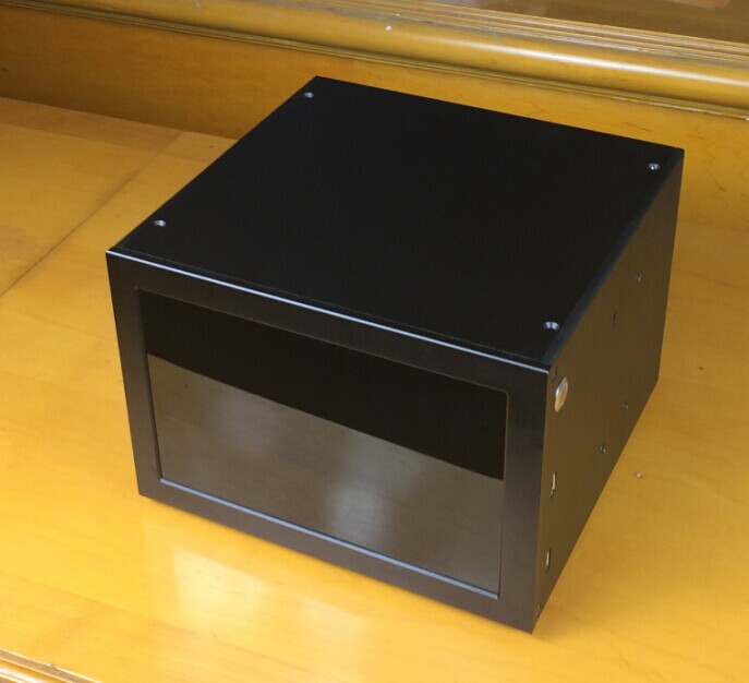 Seiko CNC all-aluminum MINI-ITX computer case BZ06-D front panel can be installed with 10-inch LCD screen