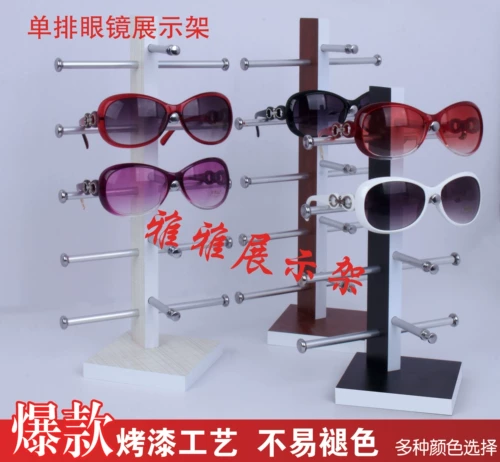 Стенд, деревянные солнцезащитные очки