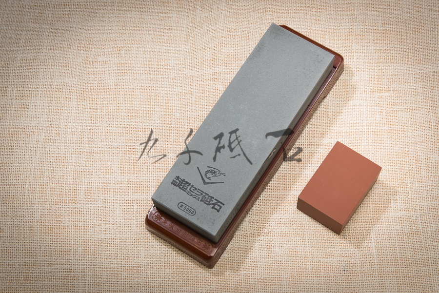Imported from Japan Lobster CHOSERA high-end series 5000 mesh stone Whetstone produced by 9,000 blades