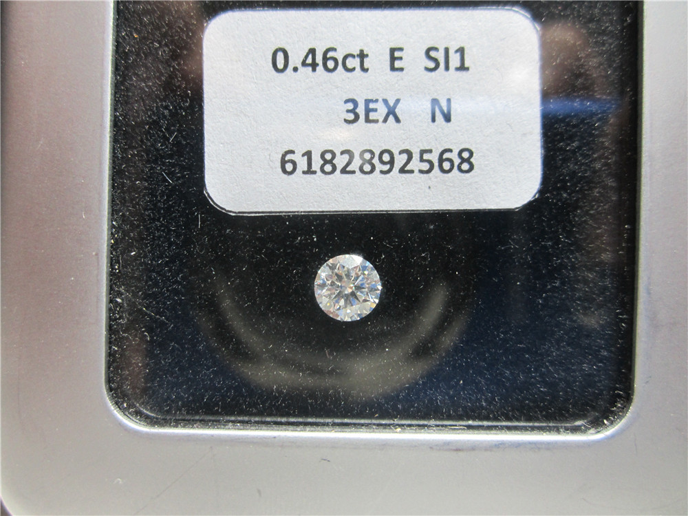 Left pavilion right Lie GIA naked drill 0 46ct E SI1 3EX 3EX N Diamond Tianjin Little Li Real body Shop