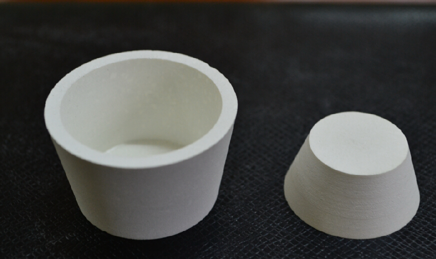 High temperature resistance 1800 - 2000 temperature emergency cold emergency boron nitride ceramic crucible non - standard custom