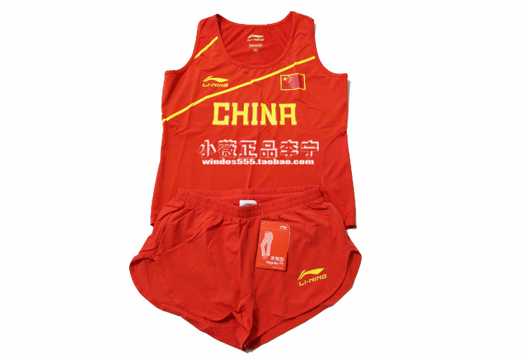 Li Ning sponsored the national team's athletics marathon and other ad hoc swarm training competitions to serve the women's set