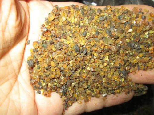 Natural Baltic Amber Pillow Natural Fragmentation Small Raw Material Raw Stone Pillow Core 120 One