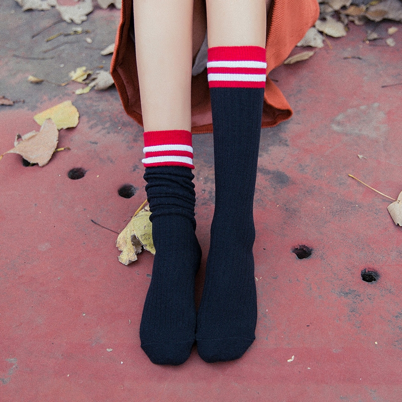 Pile socks women Korean autumn and winter all-match mid-length socks pure cotton throwing lengthened Japanese stripe pair pair socks trendy