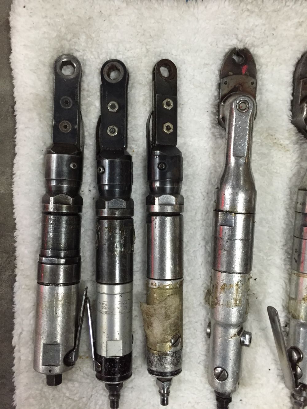 Imported pneumatic tools Pneumatic open end wrench Tubing wrench Air wrench piercing wrench Dismantling accessories