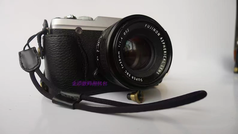 Túi đựng máy ảnh bằng da Fuji X-E2 thiết kế ban đầu có thể sạc pin trực tiếp cho bao da X-E1 - Phụ kiện máy ảnh kỹ thuật số