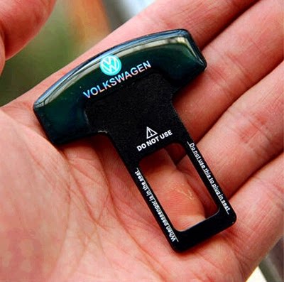 速腾宝来朗逸CC迈腾钥匙包帕萨特途观大众安全带卡片磨砂卡扣插口