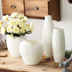 Bình gốm sọc trắng đơn giản Bình gốm trắng trang trí phòng khách bình hiện đại - Vase / Bồn hoa & Kệ chậu nhựa trồng lan Vase / Bồn hoa & Kệ