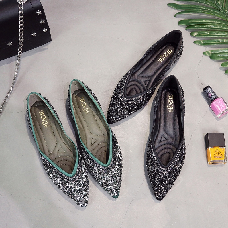 Pointed Flat Bottom Shoes Women Summer 2022 New Summer Shoes Light Mouth Single Shoes 100 Lap Laziness Soft-bottom People Bean shoes