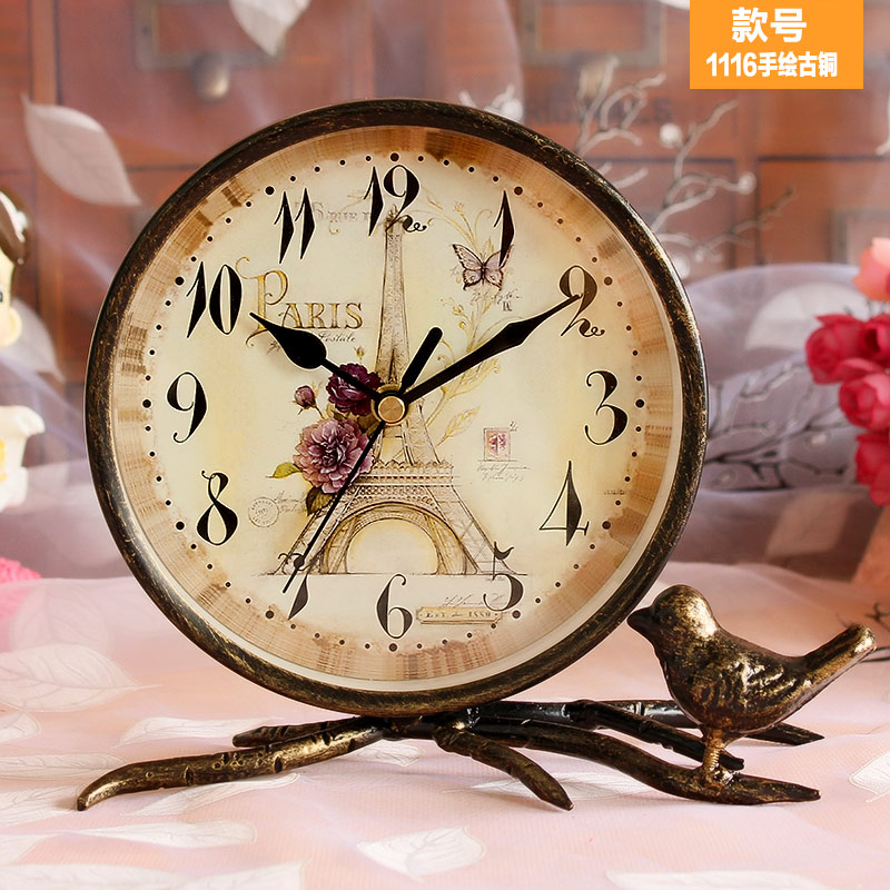 European-style silent station bedroom living room clock clock on park iron clock tablet clock clock