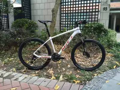MIT carbon fiber frame mountain bike 27-speed oil disc ultra-light 11kg 10 years warranty cost-effective