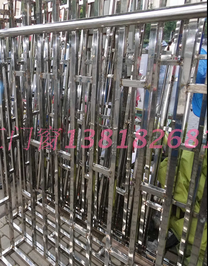 Stainless steel doors and windows anti-theft window 304202 stainless steel anti-theft window series, anti-theft window is covered with a canopy