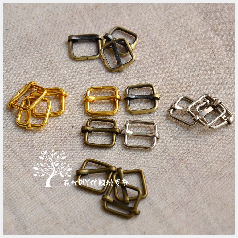 Forest trader) inner diameter 1 2cm Qinggu bronze gold silver green ancient sweeping day character button three-blocking button 50 packets