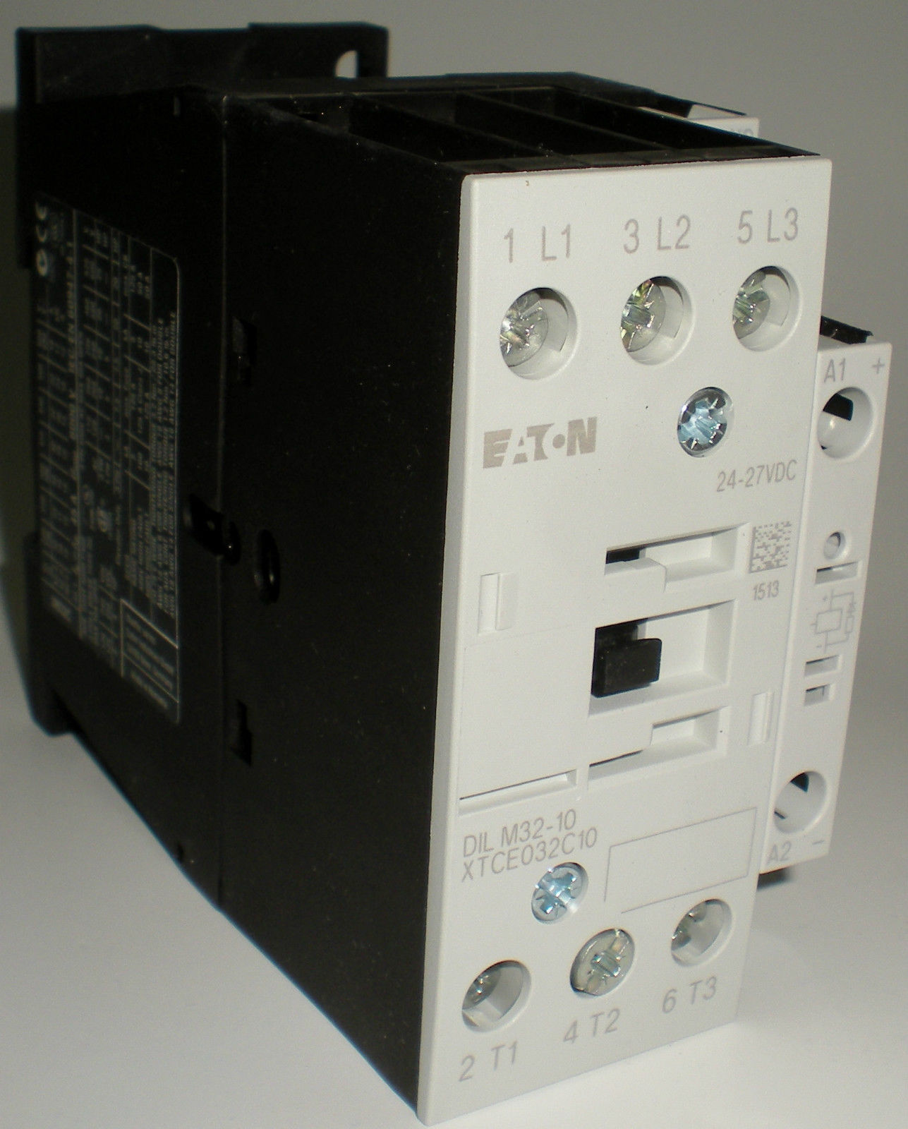 Eaton Müller AC contactor 32A DILM32-10 01 24-27VDC