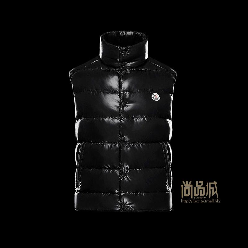 Жилет монклер мужской с капюшоном. Жилет монклер. Жилет утепленный монклер. Жилетка moncler мужская черная. Монклер авак.