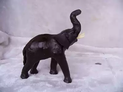 Handicrafts * Refined Leather Elephant