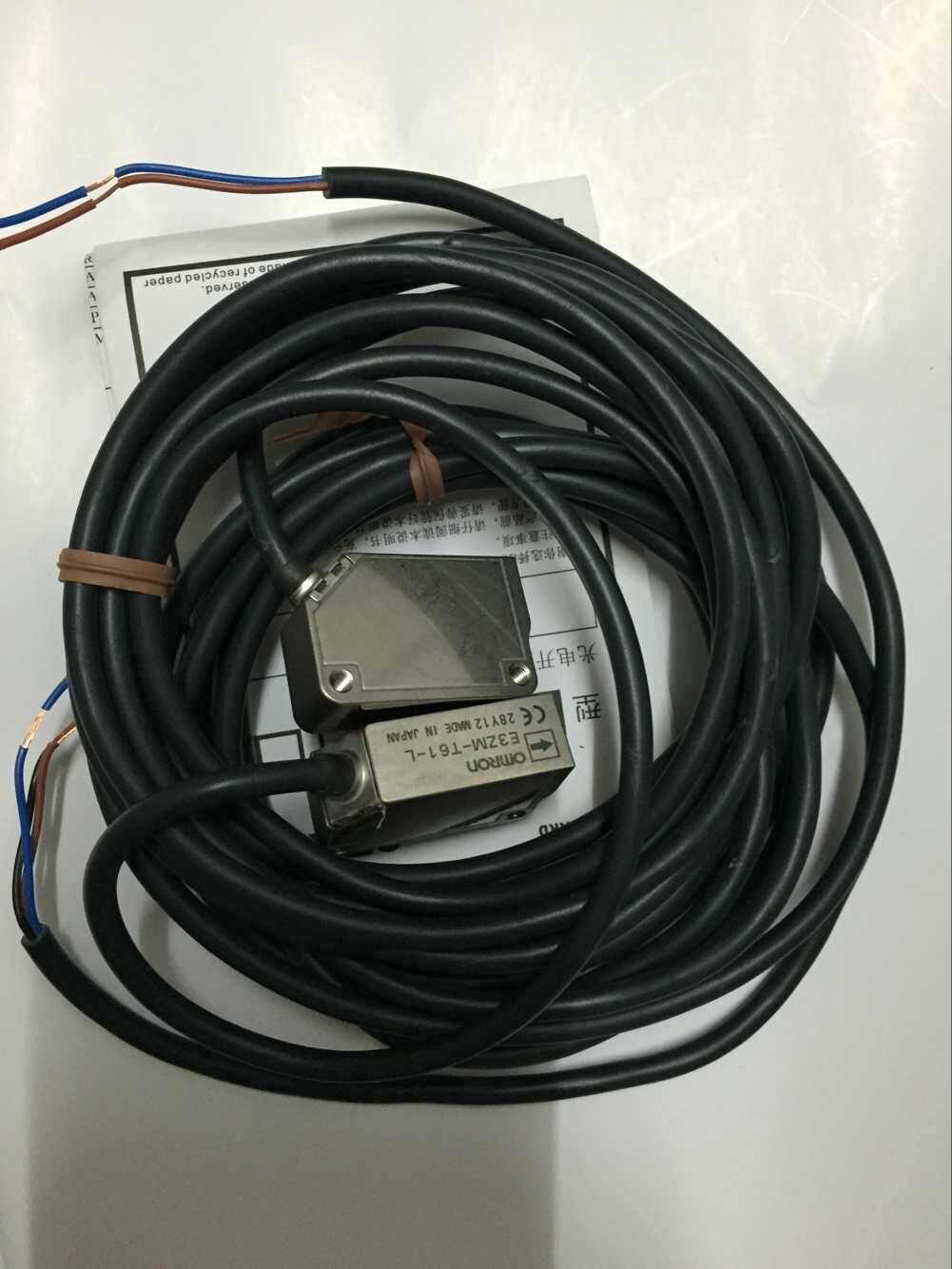 OMRONOMRONE3ZM-T61 E3ZM-CT61 2M built-in type photoelectric switch