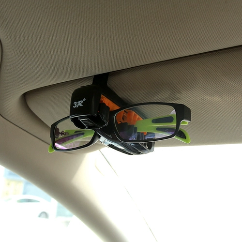 Солнцезащитные очки для автомобиля