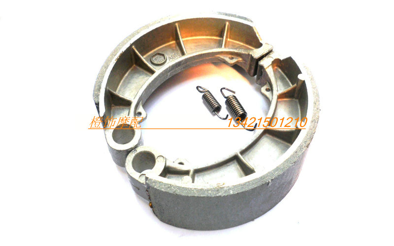 Apply to the Honda Tiron 400 - iron horse 600 Magna 250 rear brake skin brake block
